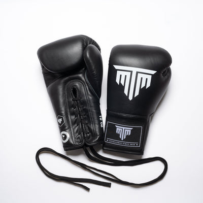 "PRO" SERIES LACE UP BOXING GLOVES - BLACK